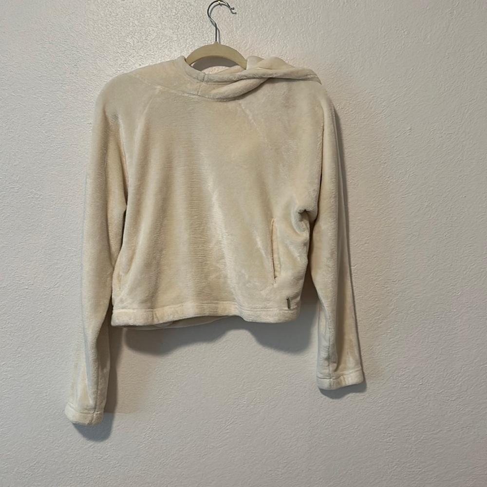 A&F white fleece pullover